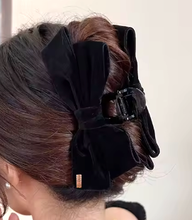 THE BLACK PARISIAN SET - HAIR CLIP